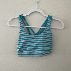 Lululemon energy bra size 6